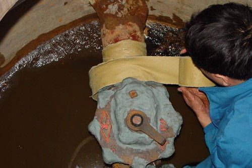 冷缠矿脂防腐油带施工缠绕